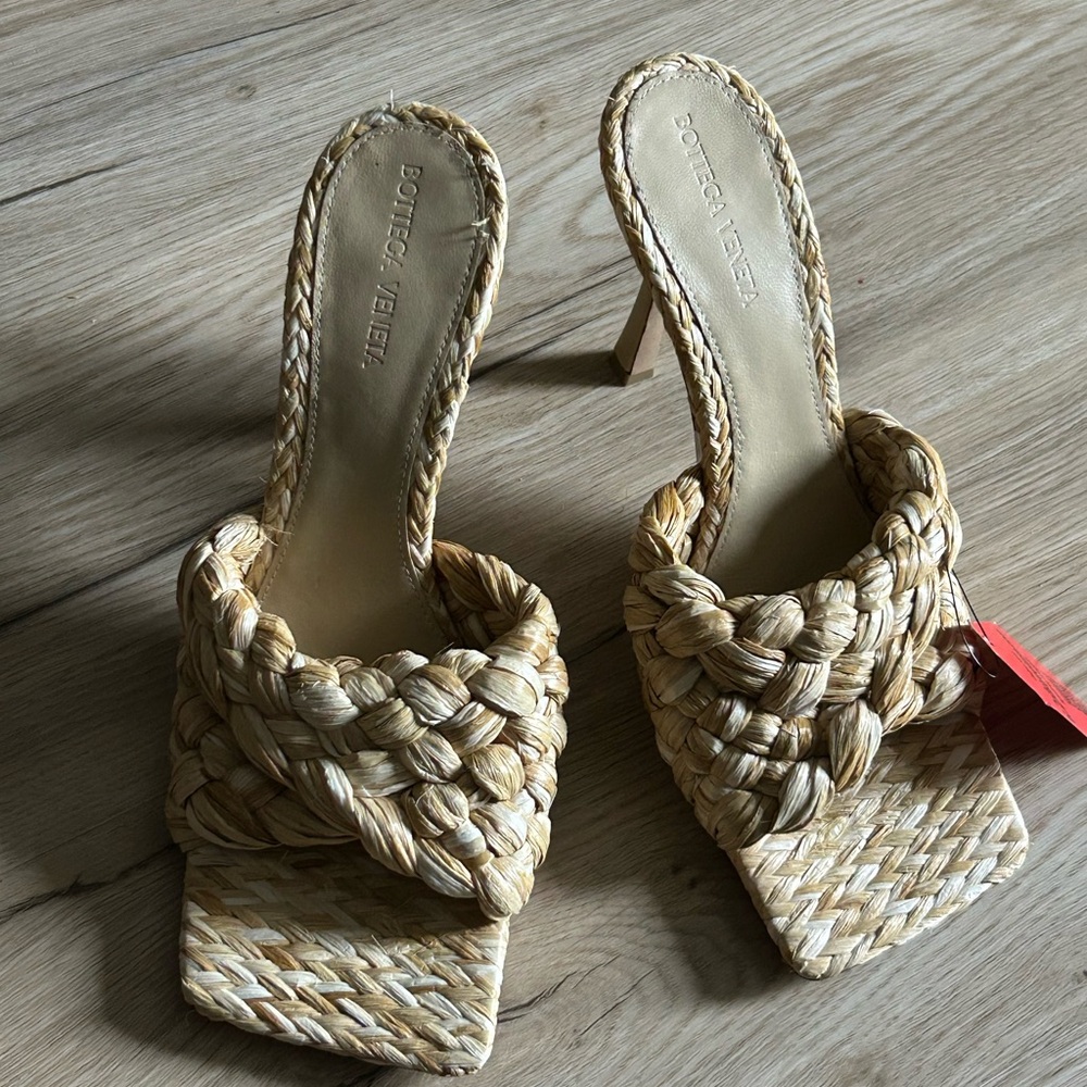 Bottega Veneta Women's Cream Braided Mules